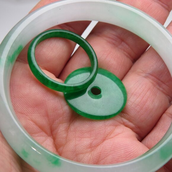 "Natural Jade bangle + FREE Jade Ring & Jade Donut 57mm " - Picture 3 of 3